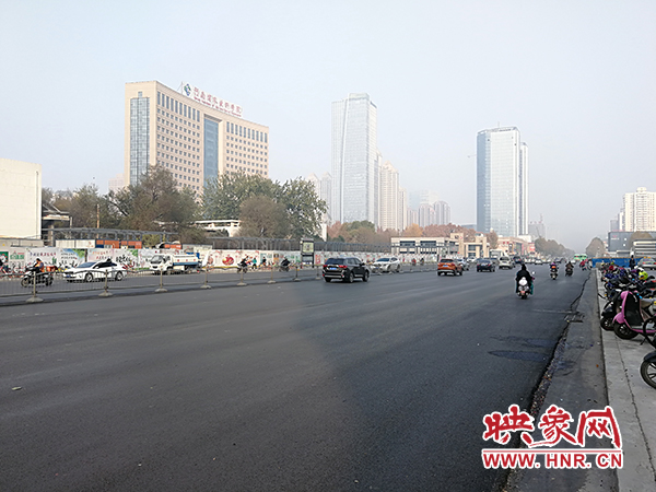 限行期間鄭州市區(qū)以往的擁堵道路通行順暢