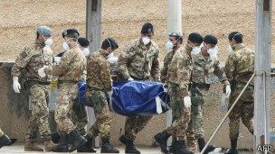 意大利海軍相信他們將發現更多海難死者。