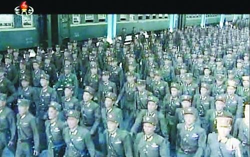 約2萬名朝鮮朝鮮人民軍基層軍官近日陸續抵達平壤，準備出席軍方大會。