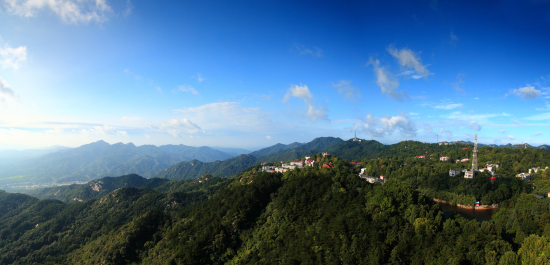 報曉峰全景圖