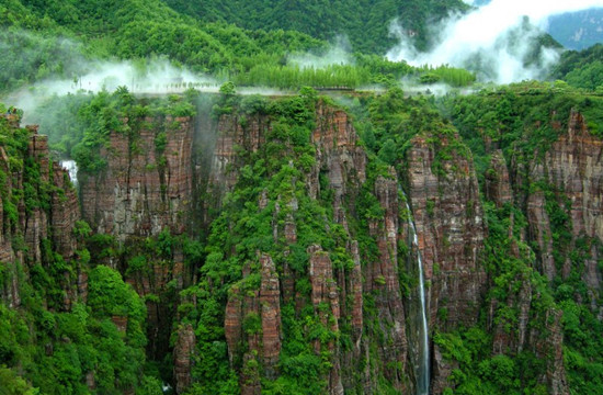 陽春三月 河南登山好去處