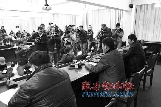 5日下午，河南蘭考縣召開新聞發布會，就民辦收養所火災事故公開回應。