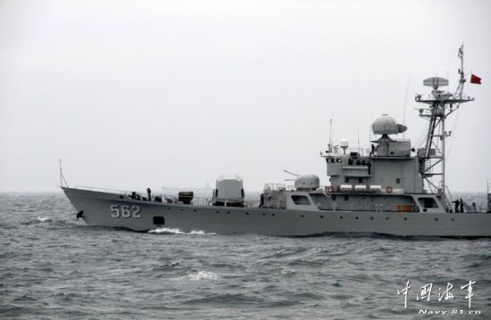 【我053H1G護衛艦升級后亮劍南海】