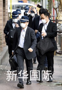 日本警方12日的抓捕行動