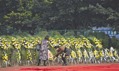 女飛行員余旭骨灰今日下午回歸故鄉 20日安葬