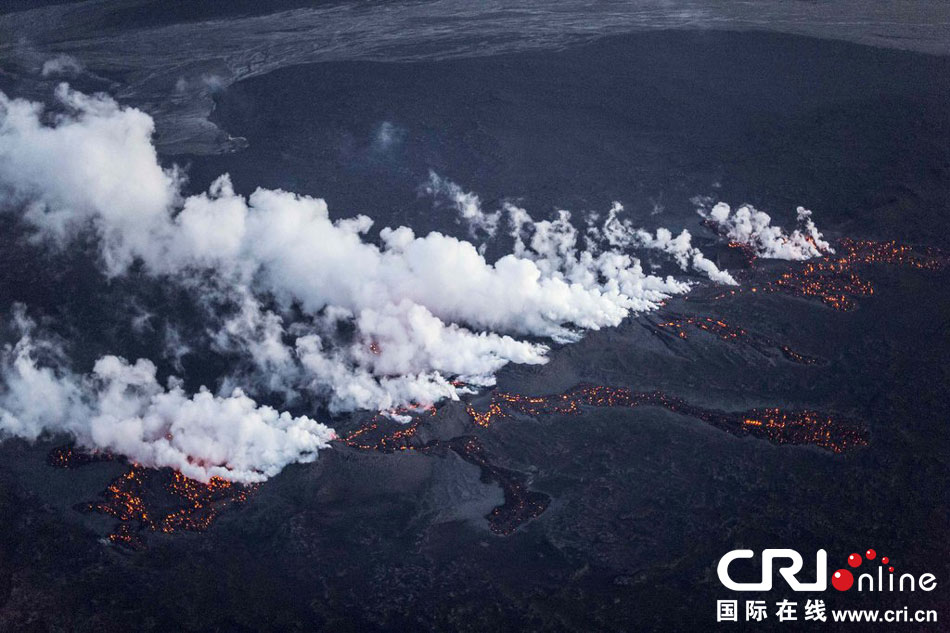 冰島火山噴發(fā)進(jìn)入紅色預(yù)警