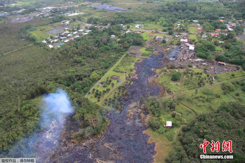 夏威夷火山持續噴發 熔巖威脅附近居民區