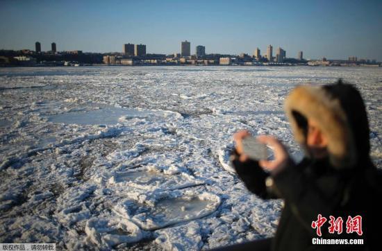 美紐約遭遇極端低溫天氣 河面客輪服務被迫暫停