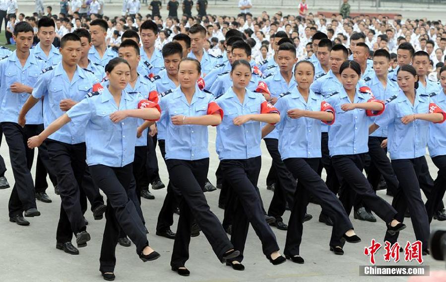 探秘：全國首支大學生校園反恐防暴隊